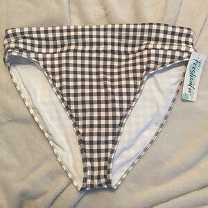 NWT, Cheeky swimsuit bottoms, size XL